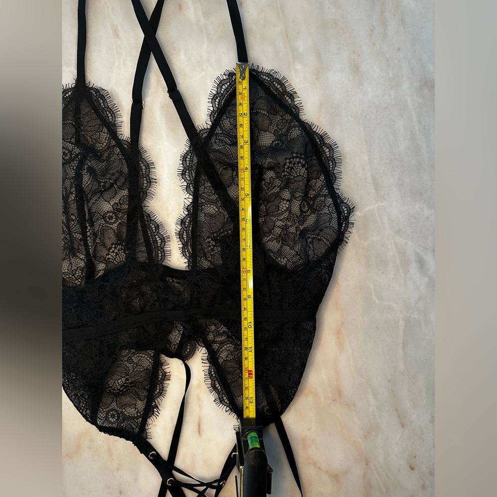 Victoria's Secret Black Lace Strappy Teddy - Picture 10 of 11